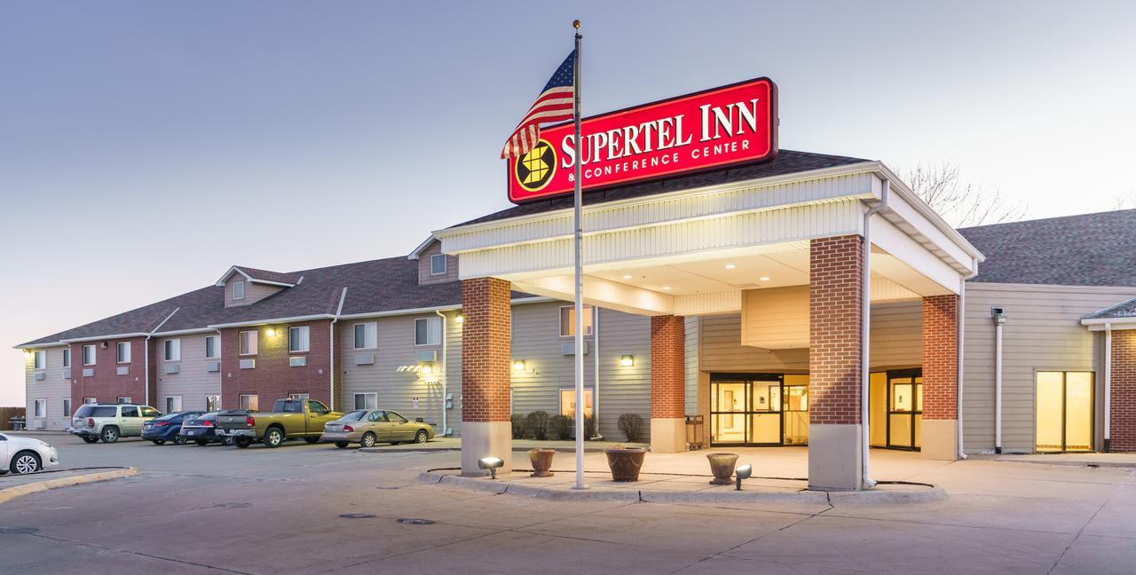 Supertel Inn And Conference Center Creston Exterior foto